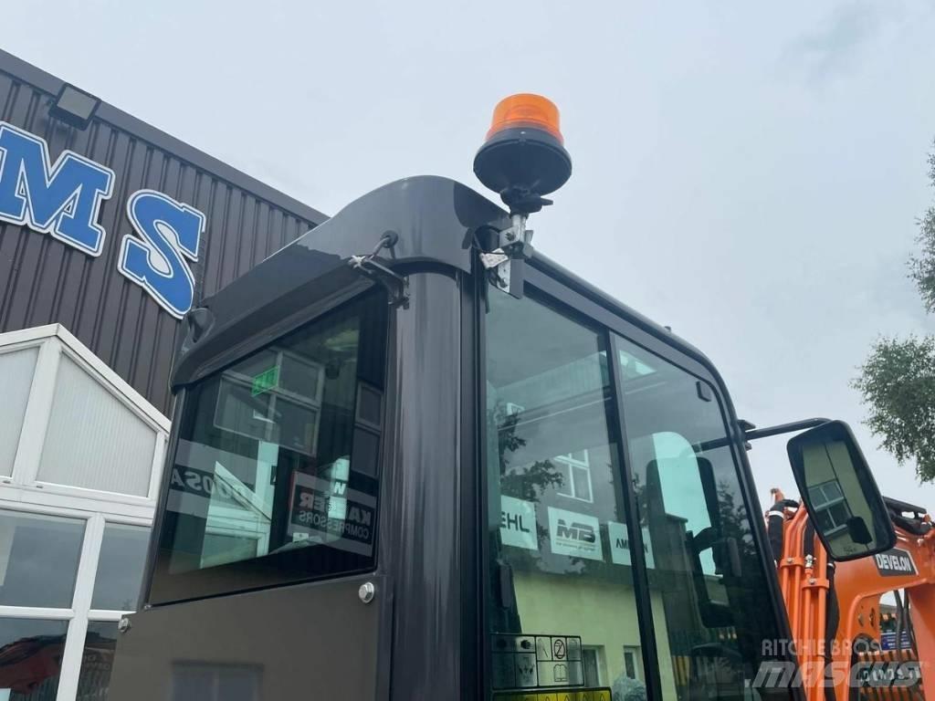 Develon DX 35 Z-7 小型挖掘机