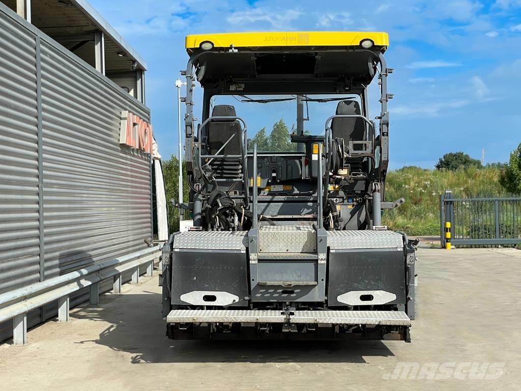 Vögele SUPER 1800-3I 沥青摊铺机