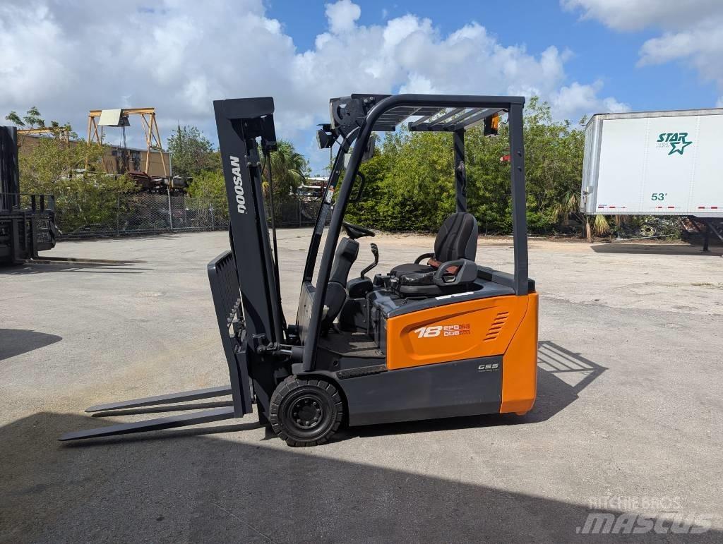 Doosan B 18 T-7 电动叉车