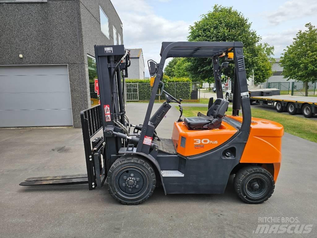 Doosan D 30 G 柴油叉车