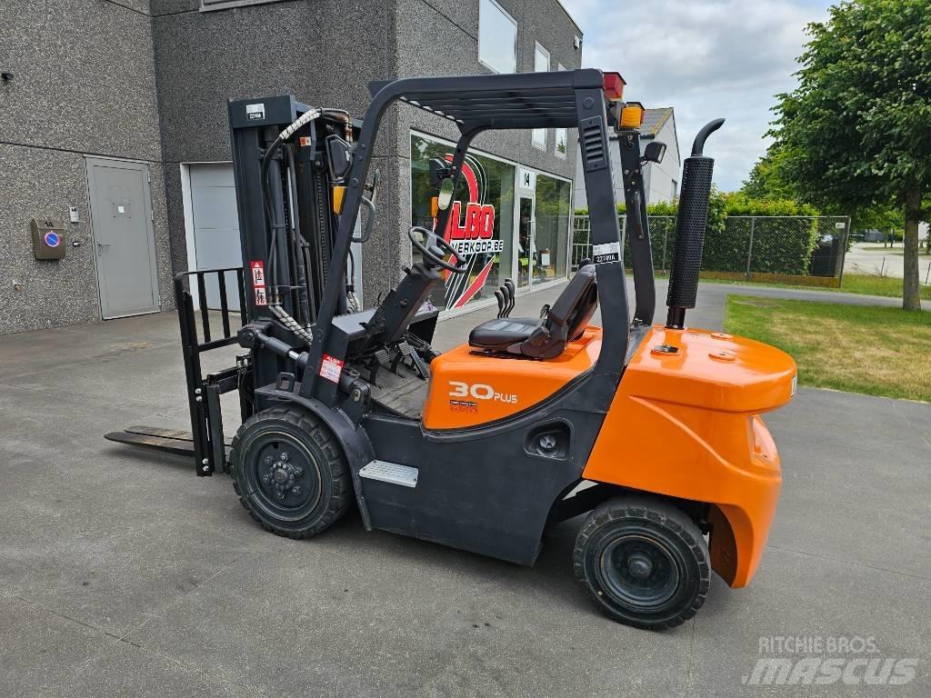 Doosan D 30 G 柴油叉车