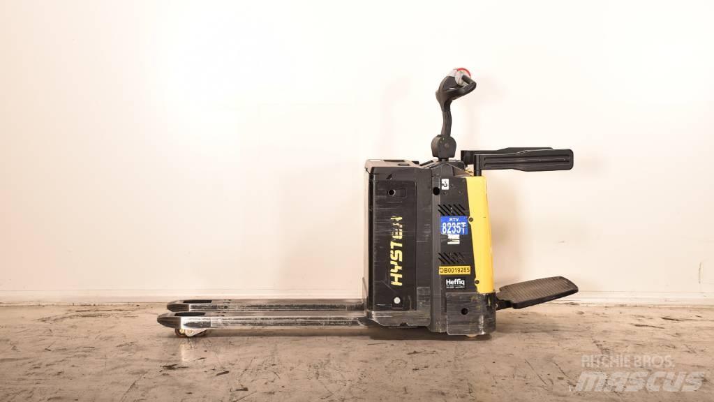 Hyster P 2.0 S 电动搬运车