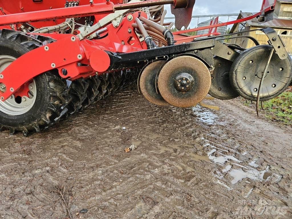 Horsch Pronto 6 DC 多功能条播机