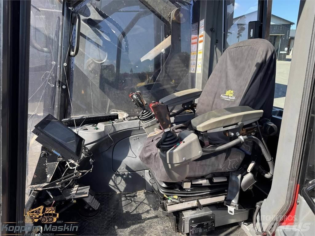 Valmet 911.3 收割机