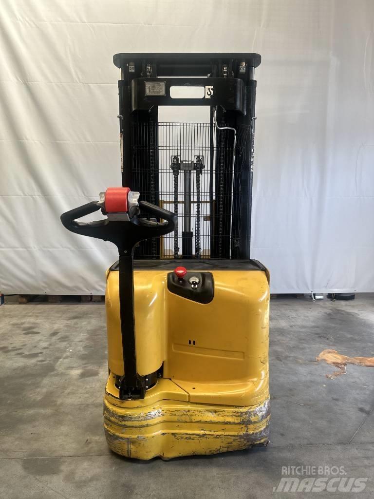 Yale ms12 手推堆垛车