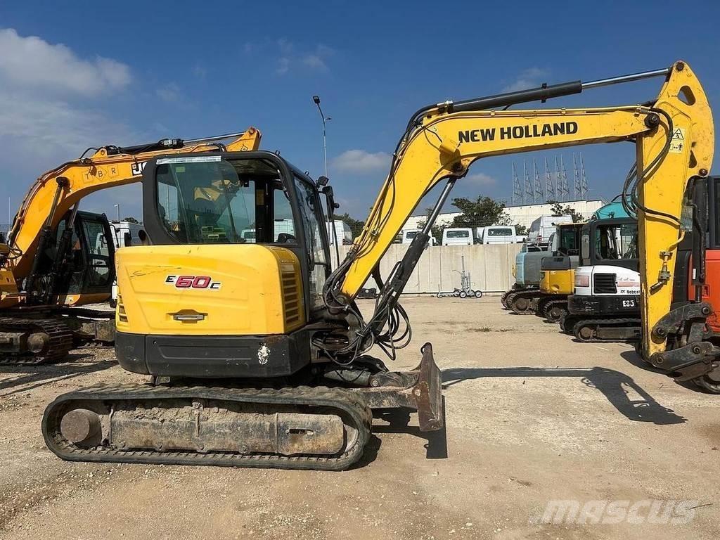 New Holland E60C 小型挖掘机