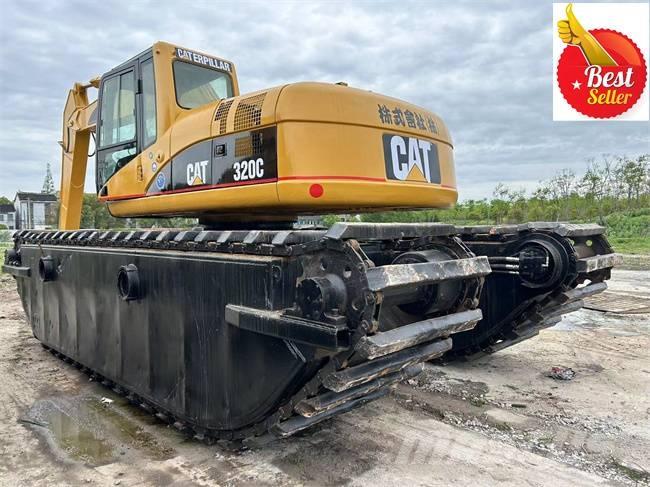 CAT 320 C 水陆两栖挖掘机