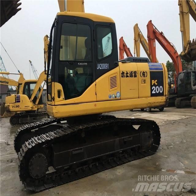 Komatsu pc200-7 履带挖掘机