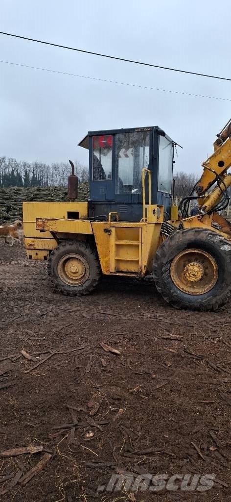 UN Forklift 45.2 抓木机