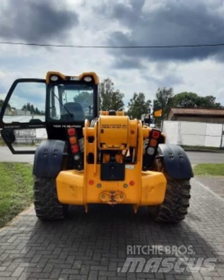 JCB 540-140 伸缩臂叉装车|叉装车