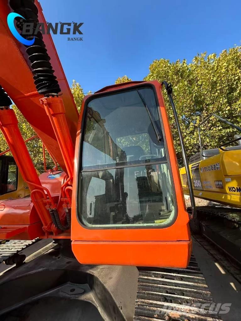 Doosan DX 225 履带挖掘机