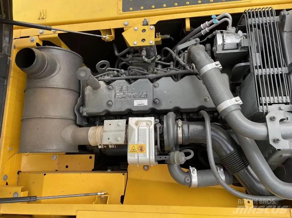 Komatsu PC240-8 履带挖掘机