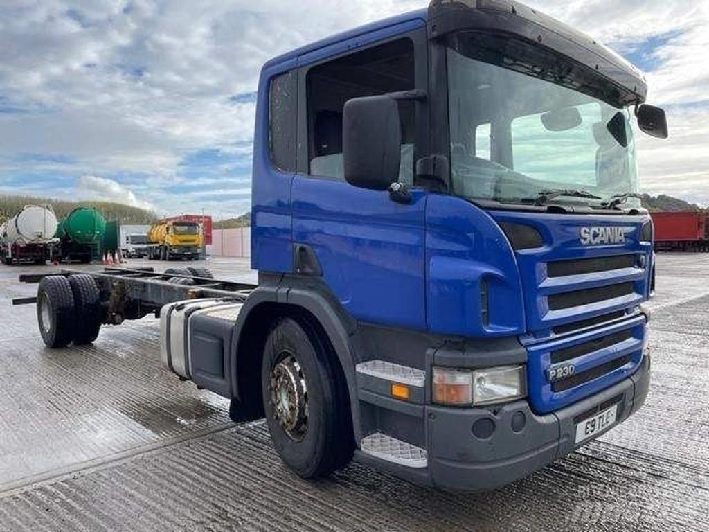 Scania P 230 平板车