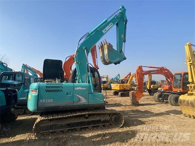 Kobelco SK 130 中型挖掘机