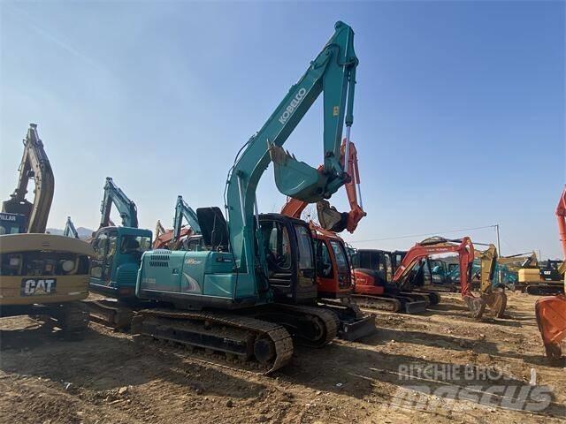 Kobelco SK 130 中型挖掘机