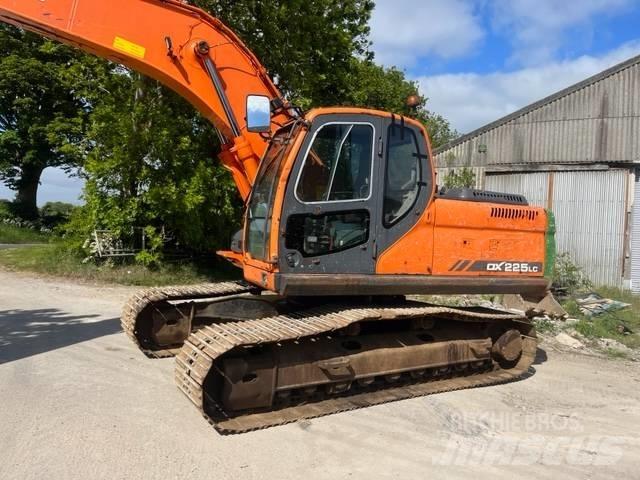 Doosan DX 225 LC 履带挖掘机