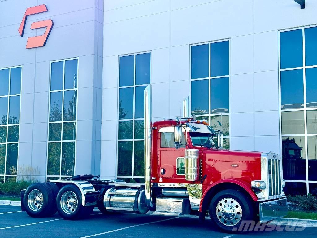 Peterbilt 389 牵引车