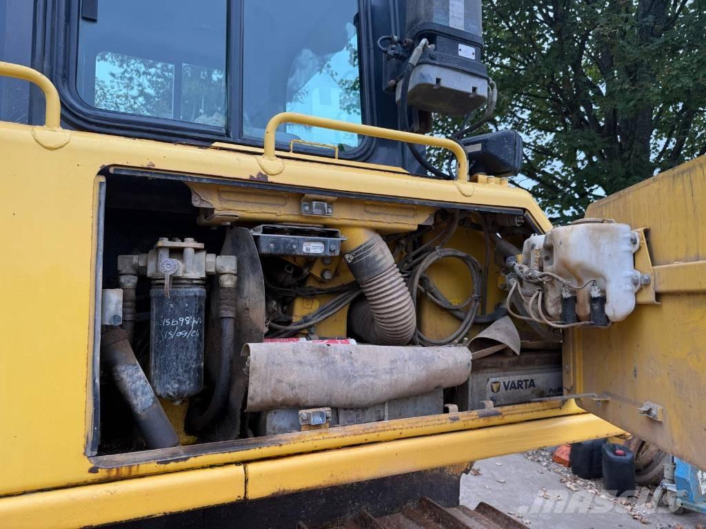 Komatsu D 65 PX-17 履带式推土机