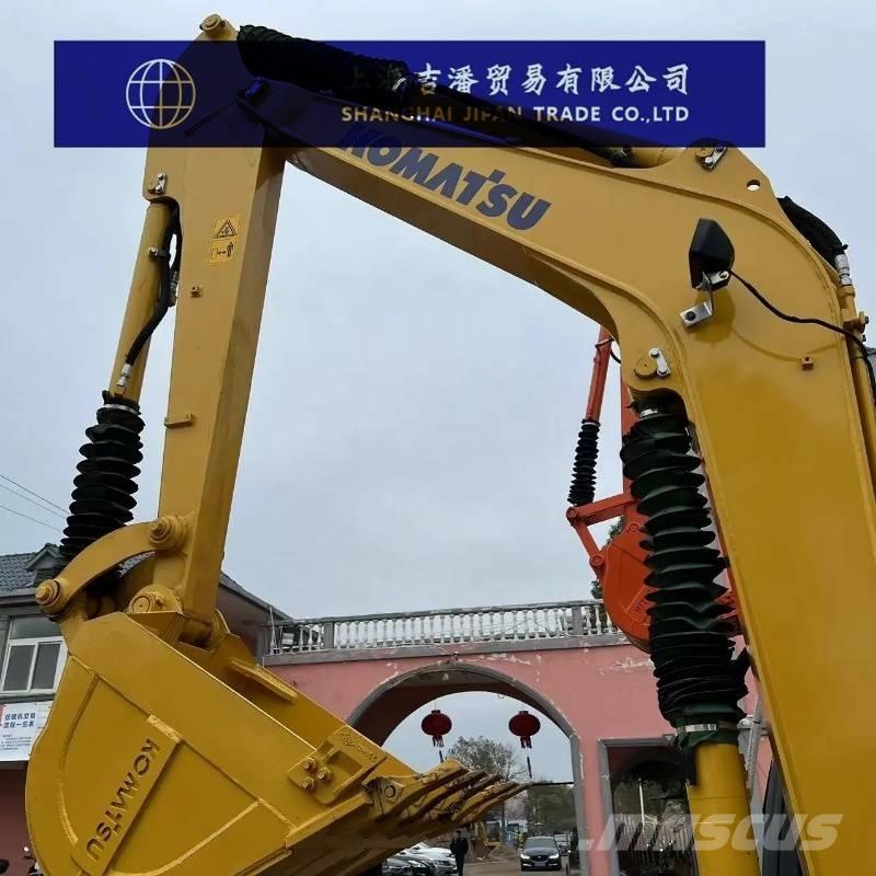 Komatsu PC 56 小型挖掘机