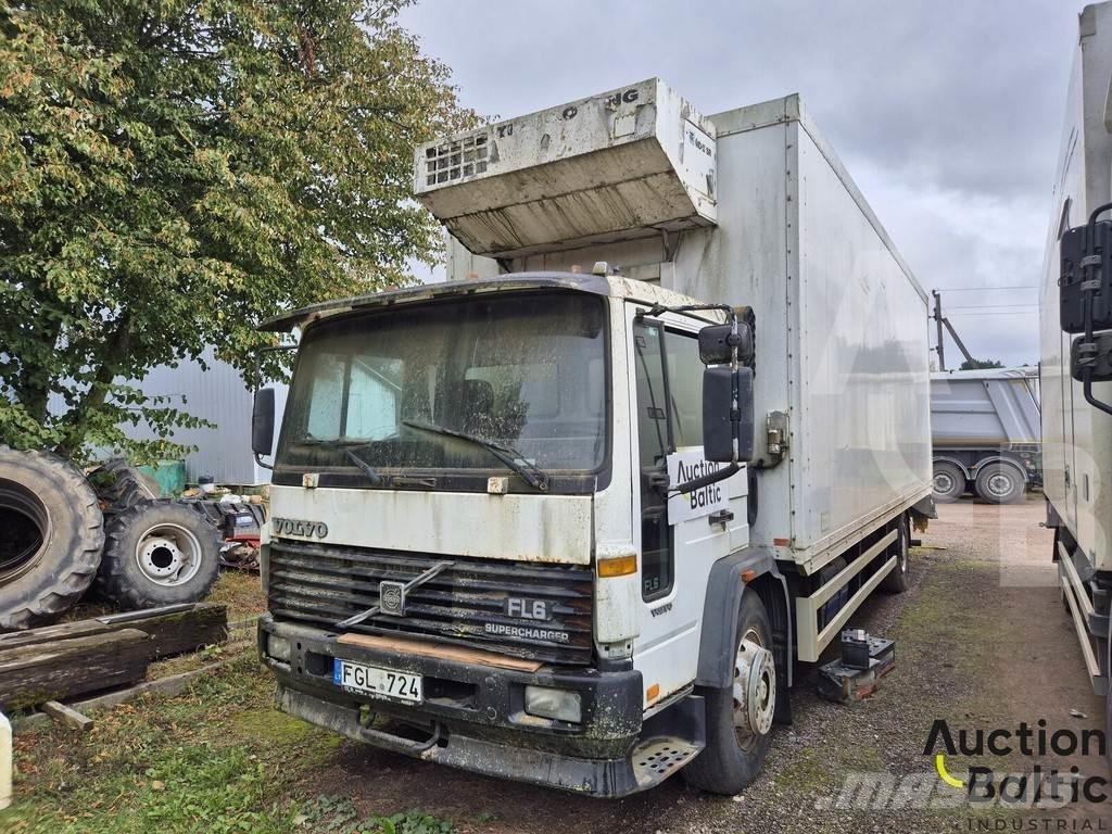 Volvo FL618 冷藏车