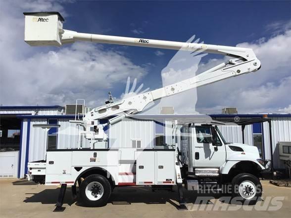 Altec AA55 车载式高空作业车