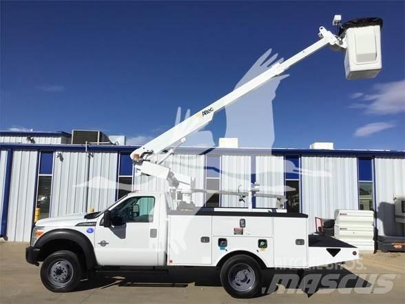 Altec AT200A 车载式高空作业车