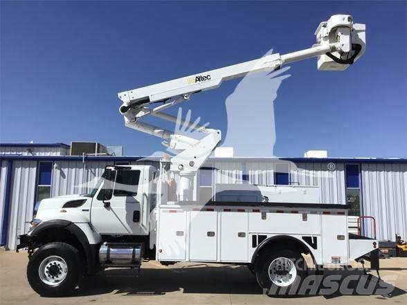 Altec TA40 车载式高空作业车