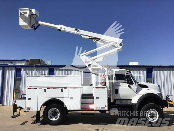 Altec TA40 车载式高空作业车