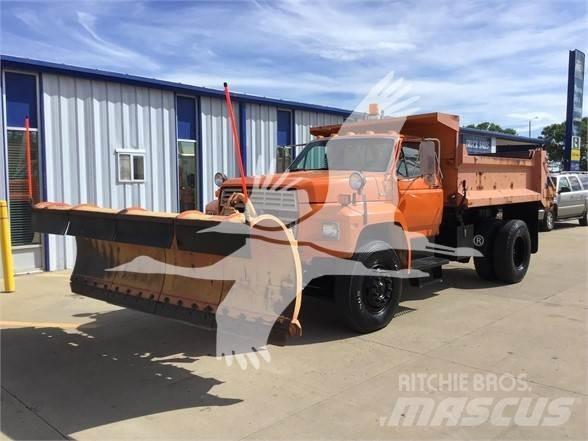 Ford F800 融雪撒布机