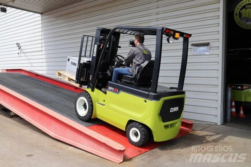 Clark EPX 25i 电动叉车