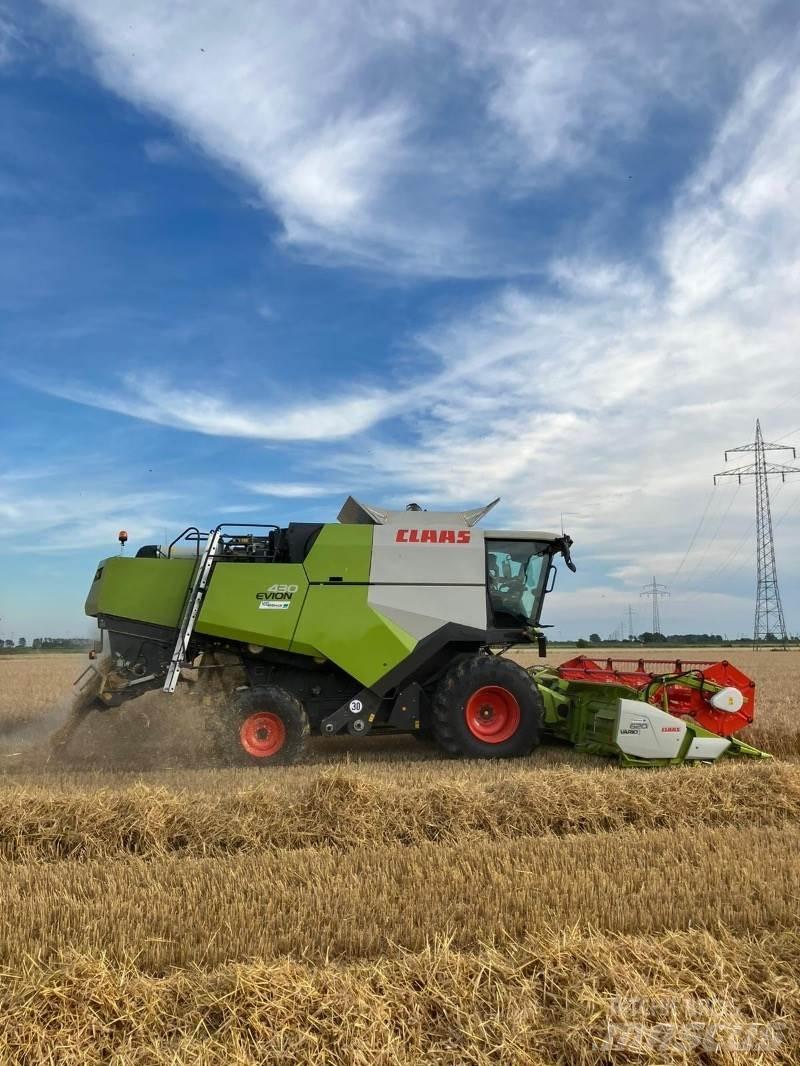 CLAAS Evion 430 联合收割机
