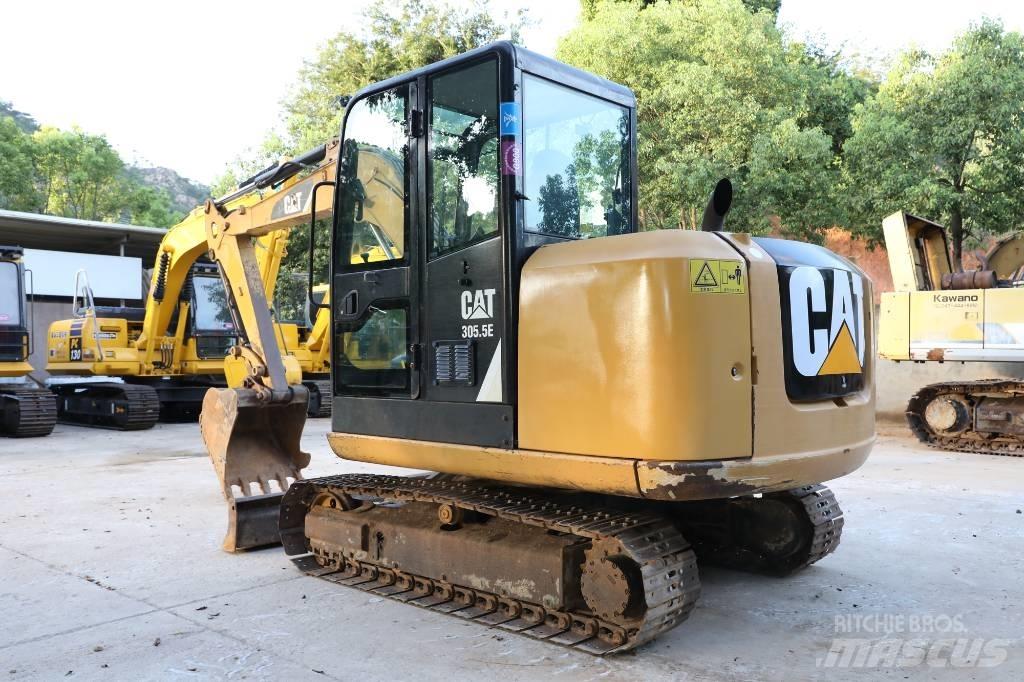 CAT 305.5 小型挖掘机
