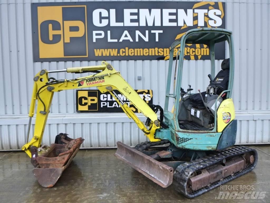 Yanmar Vio25 小型挖掘机
