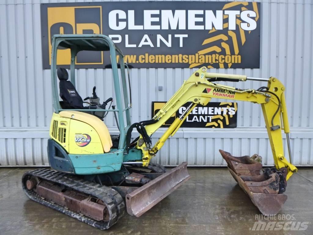 Yanmar Vio25 小型挖掘机