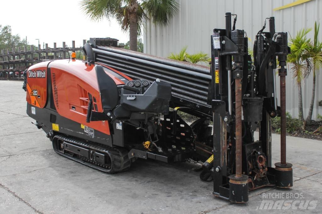 Ditch Witch JT20 水平定向钻井设备