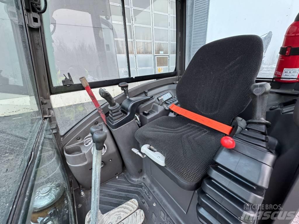 Volvo EC 18 E 小型挖掘机