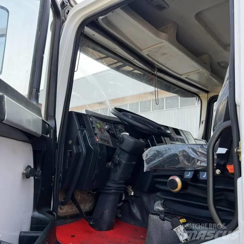 Shacman F 3000 自卸式货车