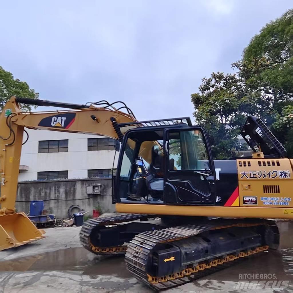 CAT 320 履带挖掘机