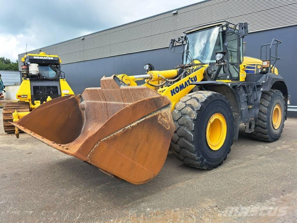 Komatsu WA475-10E0 轮式装载机