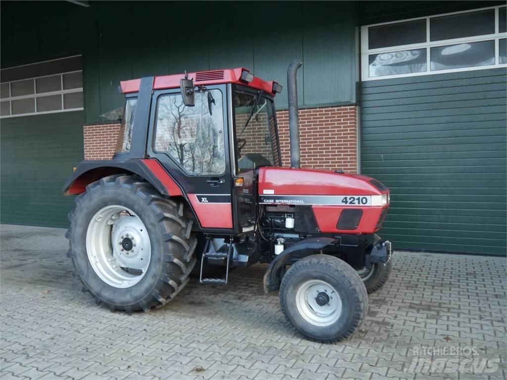 Case IH 4210 XL 拖拉机/农用车