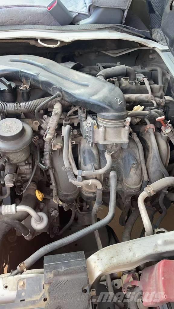 Toyota Hiace 公路客运汽车