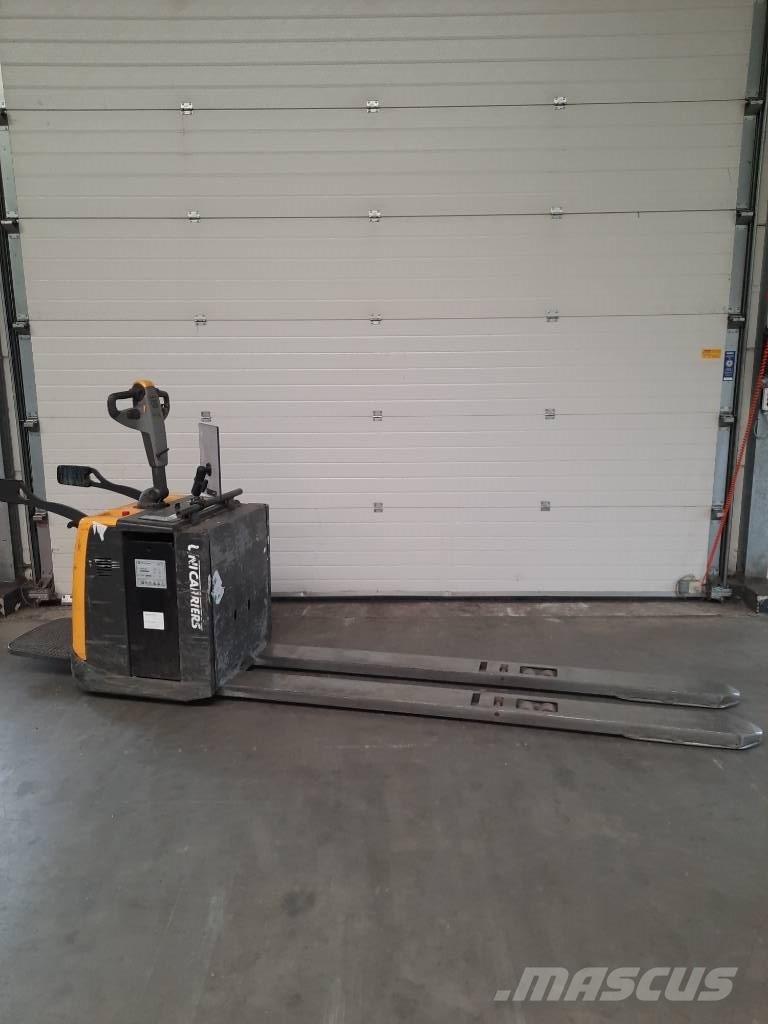 UniCarriers PMR200P 电动搬运车