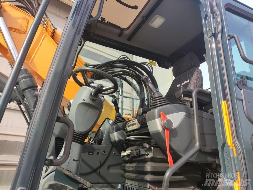 Hyundai HW140 轮式挖掘机