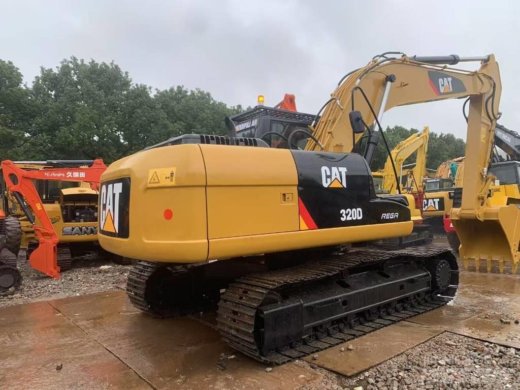 CAT 320 D 履带挖掘机