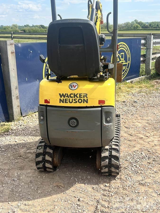 Wacker Neuson 803 特种挖掘机