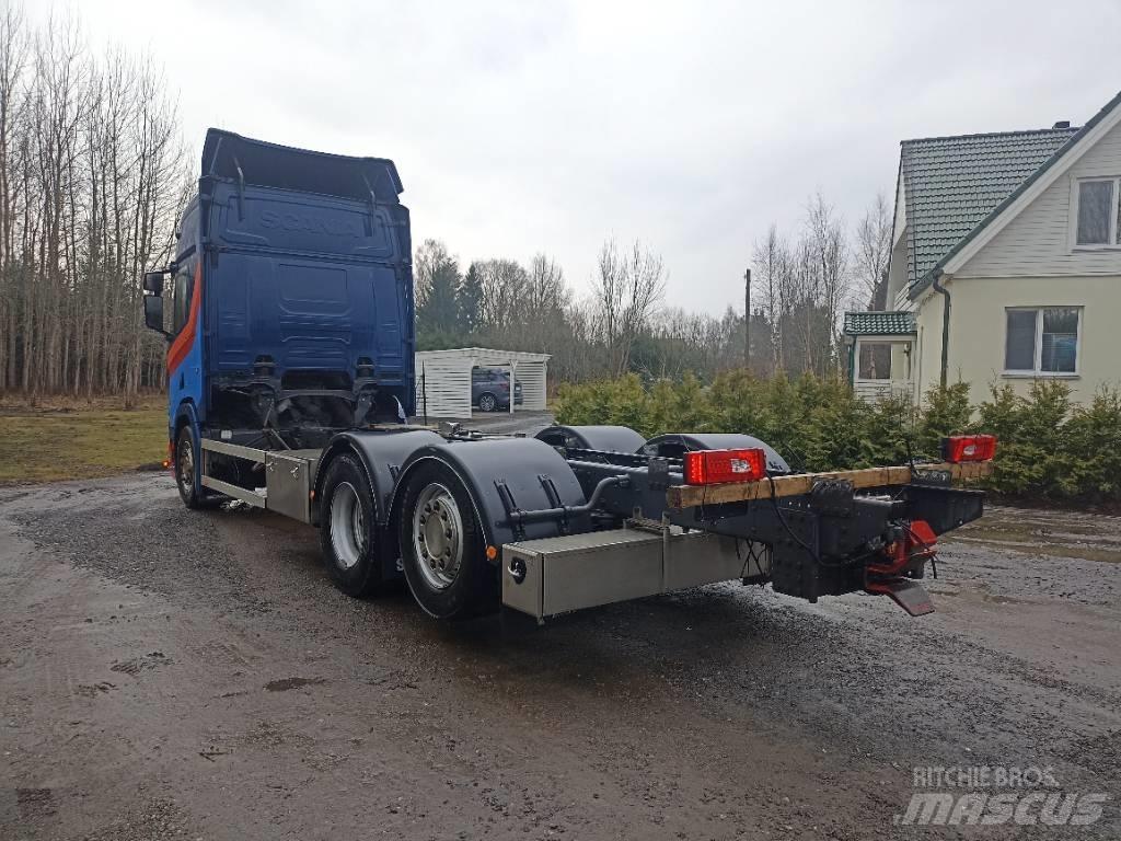 Scania R520 平板车