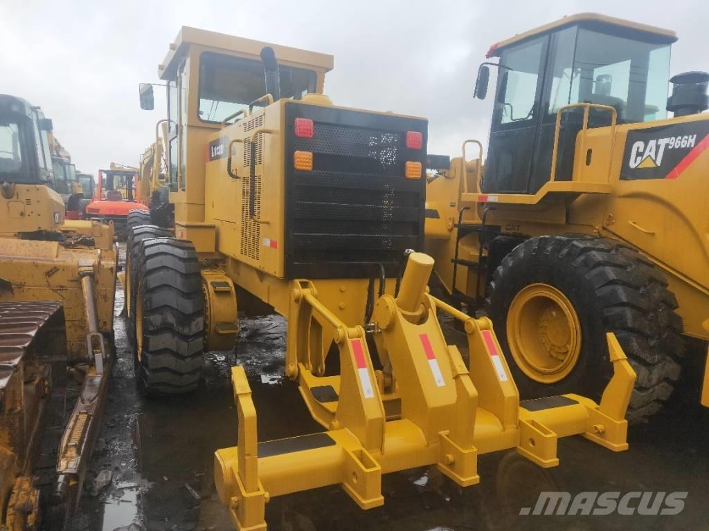 XCMG GR 180 平地机/推土机