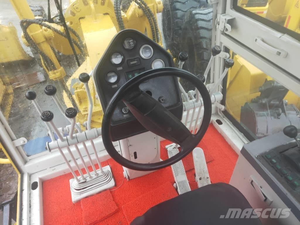 XCMG GR 180 平地机/推土机