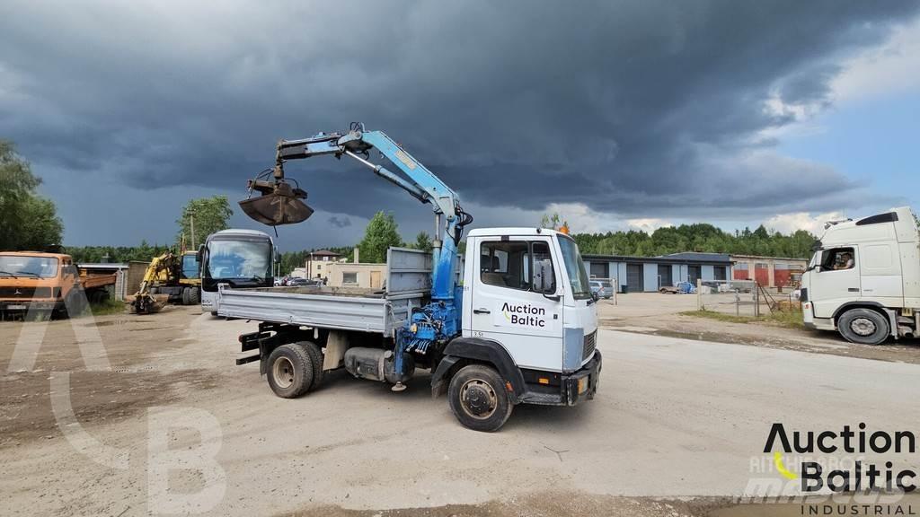 Mercedes-Benz 817 自卸式货车