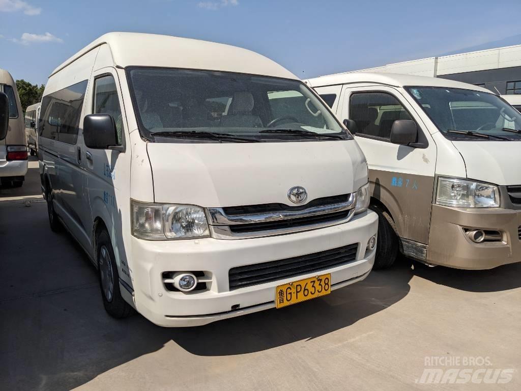 Toyota Hiace 公路客运汽车